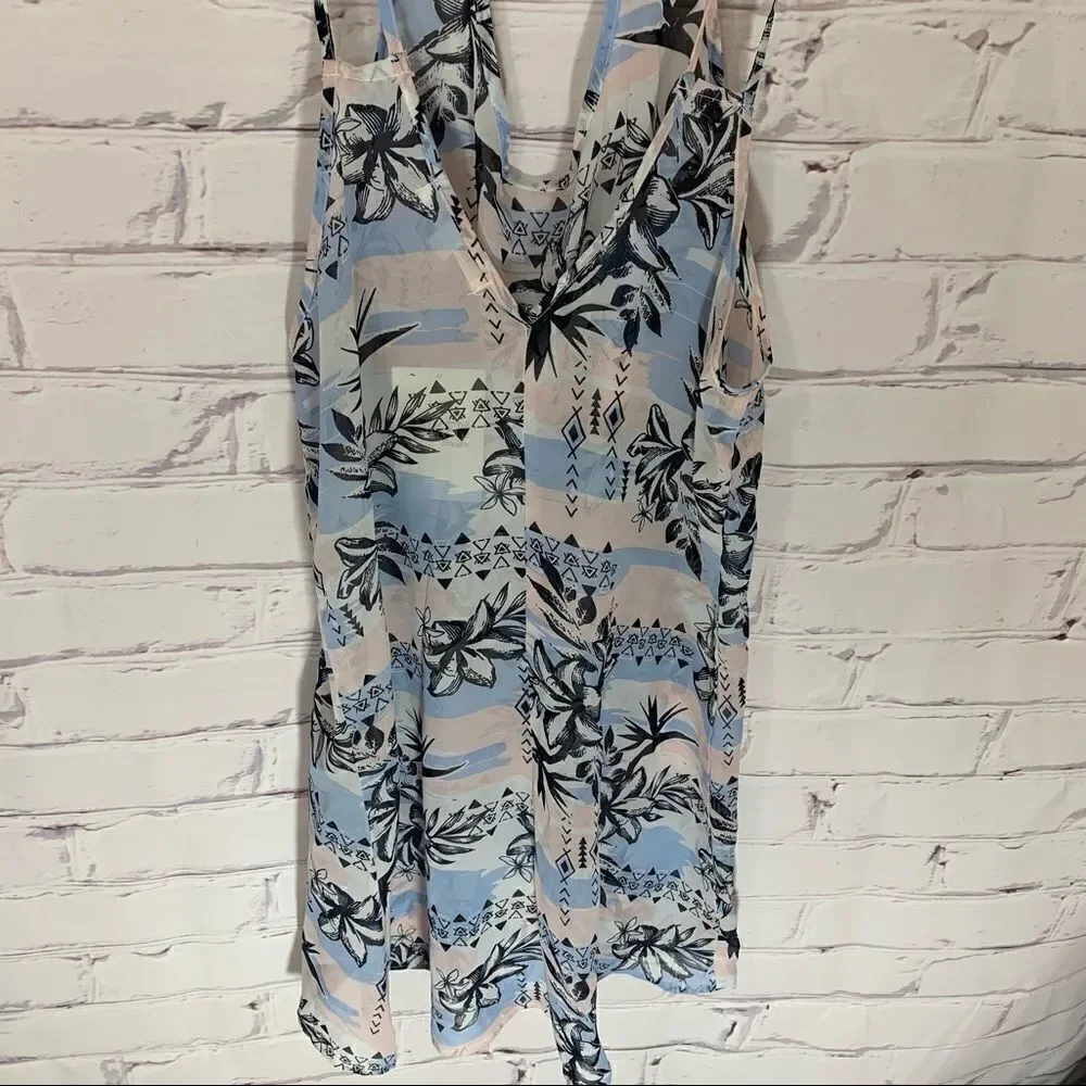 ‎Miken medium swim cover up - BNWT!